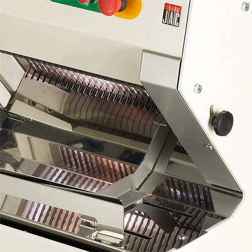 Řezačka JAC CHUTE | PEKASS